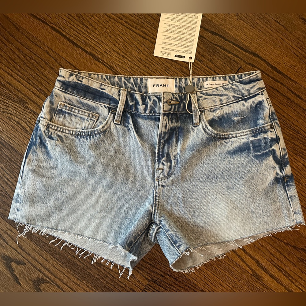 NWT Frame Denim  Le Grand Garcon Shorts Sz 25